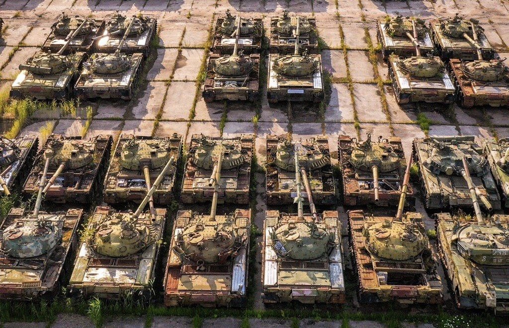 Stored Soviet-era T-72 tanks at a Russian depot.