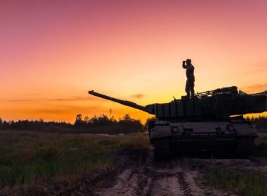 A Ukrainian soldier standing on a tank. Source: The 5th Separate Heavy Mechanized Brigade