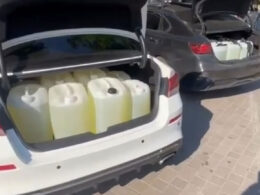russia starts hauling gasoline front trunks civilian cars · post jerrycans loaded supply russian forces occupied ukraine 2026 перевезення-бензину-цивільними-автівками-для-військових-рф-на-тимчасово-окупованій-тери news ukrainian reports