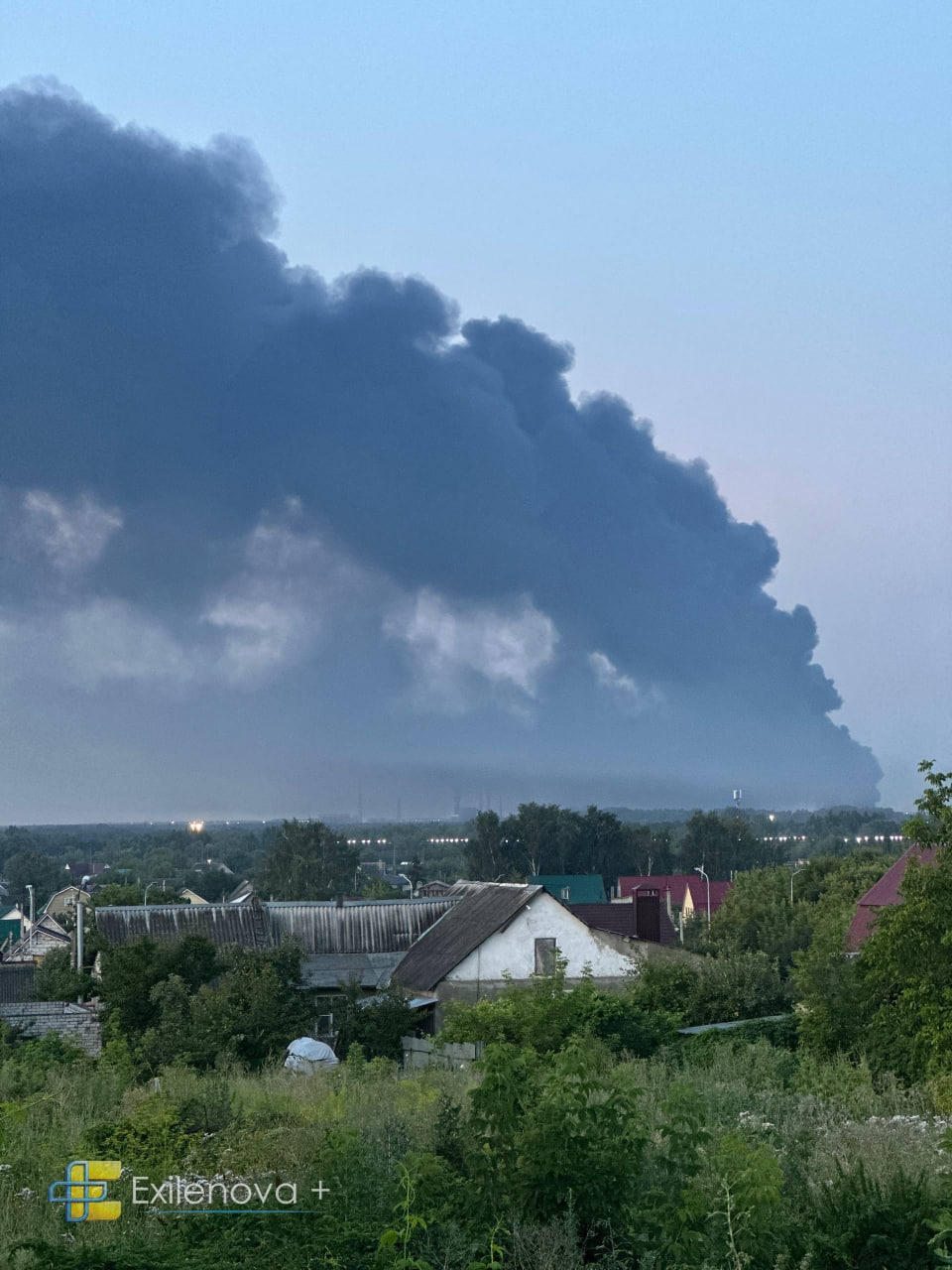whatever came down lipetsk overnight started missile warning ended flames steel mill · post dark smoke plume hangs over early hours after residents reported explosions russia 21 2026 5114028494793936015 ukraine