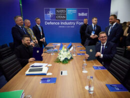 Ukrainian President Volodymyr Zelenskyy and Estonian Prime Minister Kristen Michal on the sidelines of the NATO summit in Ankara, 7 July 2026. Photo: Ukrainian President's Office