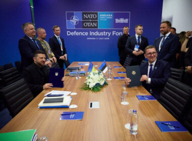 Ukrainian President Volodymyr Zelenskyy and Estonian Prime Minister Kristen Michal on the sidelines of the NATO summit in Ankara, 7 July 2026. Photo: Ukrainian President's Office