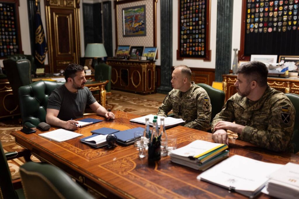 volodymyr zelenskyy and oleksandr syrskyi