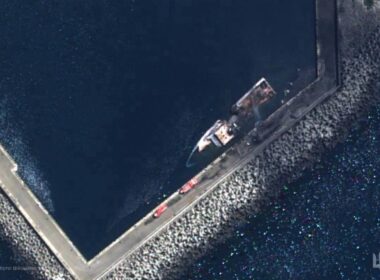 Satellite image released by the Ukrainian Navy showing the damaged Russian FSB patrol ship Izumrud moored at a pier in occupied Crimea. Source: The Ukrainian Navy