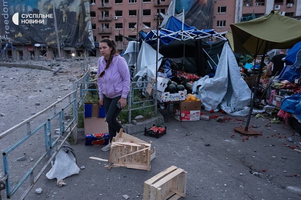 Aftermath of a massive Russian ballistic missile attack in Kyiv's Lukianivka district, 19 July 2026. Photo: Suspilne