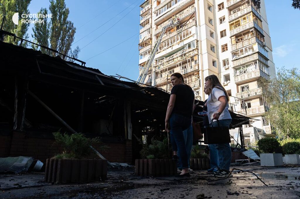 Aftermath of a massive Russian ballistic missile attack in Kyiv's Lukianivka district, 19 July 2026. Photo: Suspilne