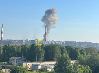 Smoke billows over Kirov, Russia, following a reported Ukrainian strike on the Avitek defense plant, 25 July 2026. Photo: Exilenova+