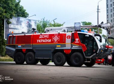 A Rosenbauer Panther 8×8 airport firefighting vehicle. Source: The Ukrainian State Emergency Service
