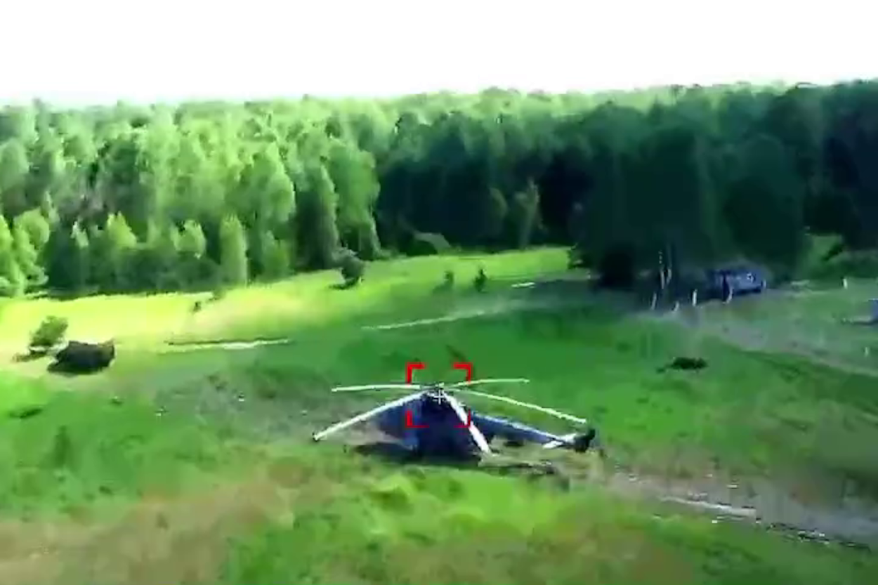 Russian military helicopter seen by Ukrainian drone before strike. Screenshot from video: Mykhailo Fedorov