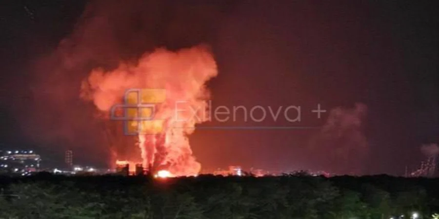 sea drones jet neptune missiles hit one russian port single night · post fire burns novorossiysk early hours 12 2026 пожежа у новоросійську ніч проти серпня фото exilenova+ ukraine news