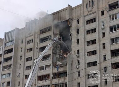 russia's morning strike kharkiv high-rise kills two men wounds 21 · post firefighters work damaged after russian kharkiv's saltivka district 9 2026 2 syniehubov 5458525575338203373 ukraine news ukrainian reports