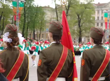 military training age 15 belarus splits 10th-graders drone pilots battlefield medics · post girls soviet flags pioneers parade 2007 flickr/ilya kuzniatsou ukraine news ukrainian reports