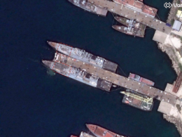 Possible damage to two frigates in Novorossiysk.