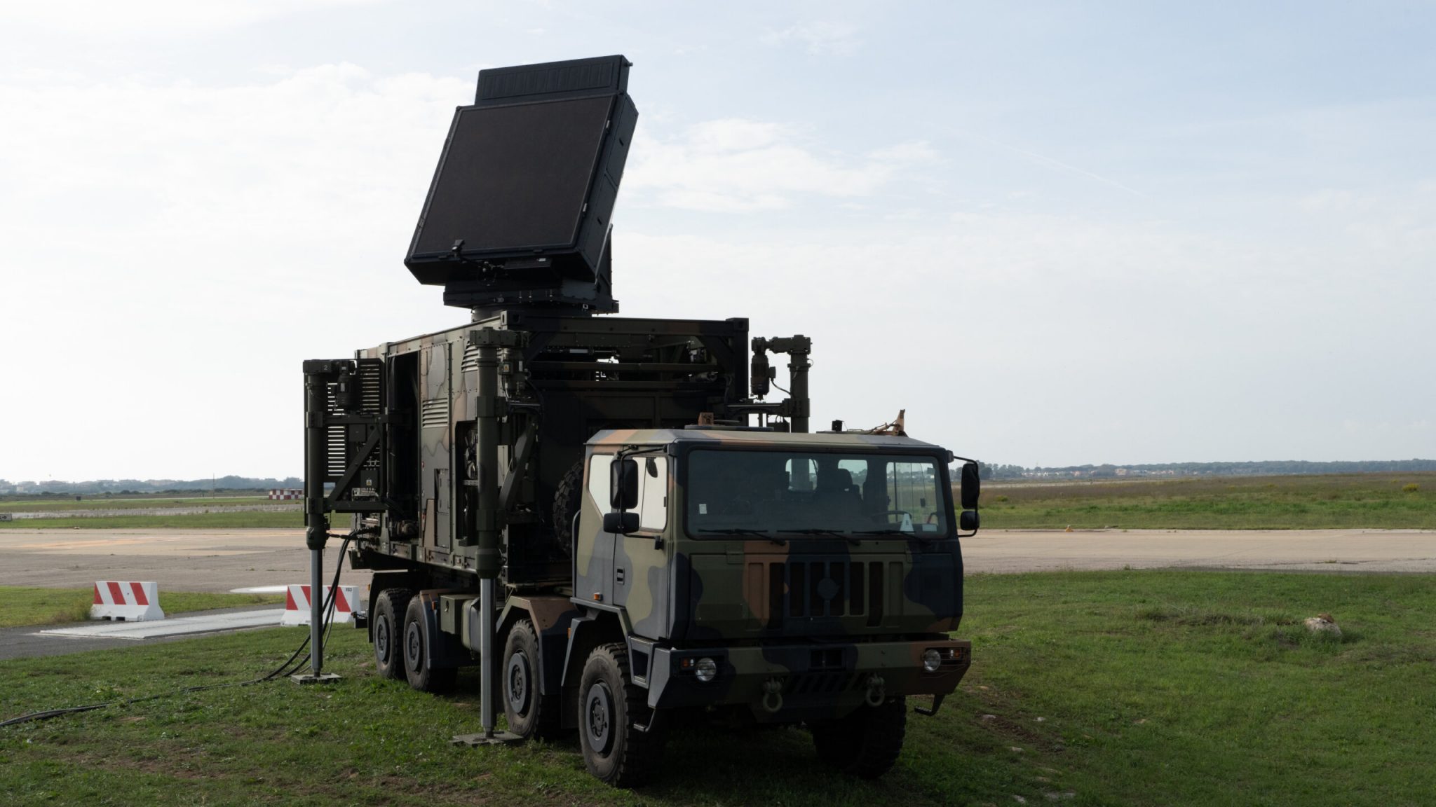 Kronos Grand Mobile HP radar station