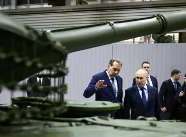 Vladimir Putin tours the Uralvagonzavod tank plant in Nizhny Tagil, part of Russia’s state-owned Rostec defense conglomerate, on 15 February 2024. Credit: Ramil Sitdikov/RIA Novosti via Kremlin.ru