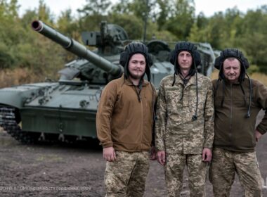 A T-64BM Bulat in the 57th Motorized Brigade. Photo by the brigade