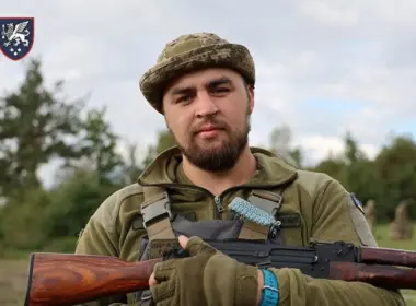 ukrainian-soldier-drones