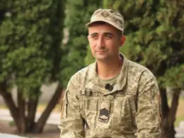 ukrainian-soldier-well