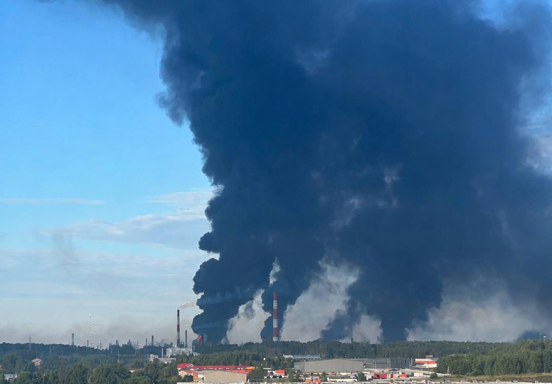 seventh time year ukrainian drones torch top-five russian refinery yaroslavl · post black smoke billows over slavneft-yanos oil after drone strike russia 6 2026 least 4 fires telegram ukraine context