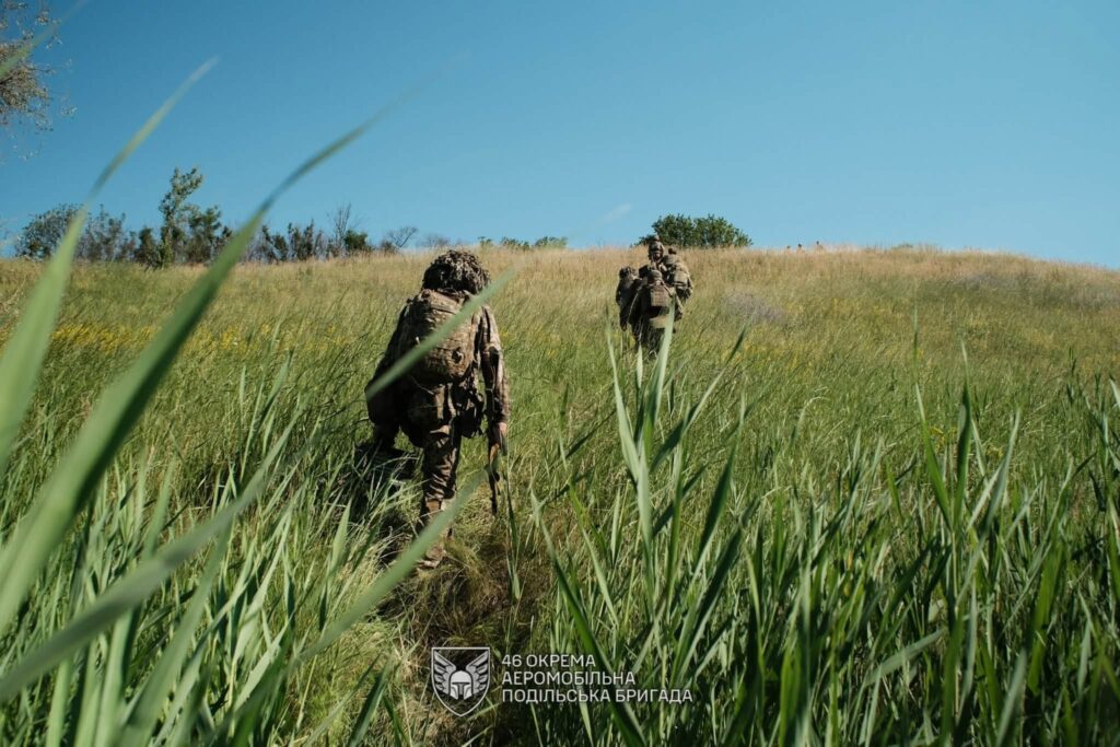 46th Air Mobile Brigade in training.