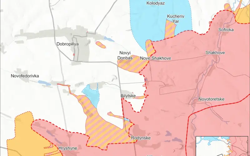 Map of Dobropillia and nearby towns, with Russian-controlled territory shaded pink mainly to the east and south, striped areas marking Russian infiltration, and blue areas marking claimed Ukrainian counteroffensives. Dobropillia is not shown as encircled.