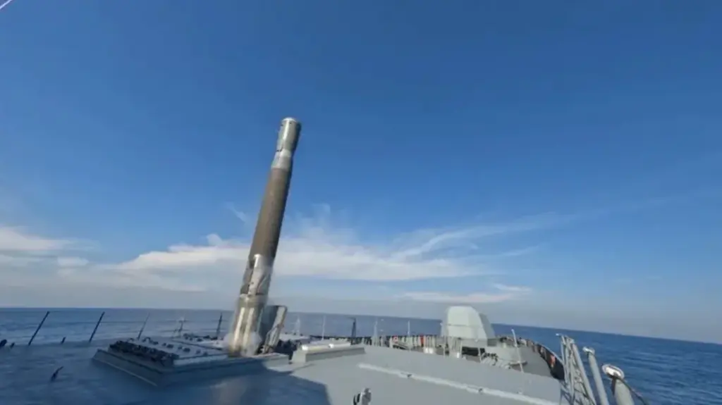russia touted zircon hypersonic superweapon ukraine says its technology far less exotic · post missile launch warship russian defense ministry militarnyi polish_20260120_110147292jpg news ukrainian reports