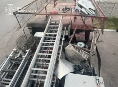 russian drone struck ukrainian fire truck its way house fire—four rescuers injured · post damaged roof equipment ladders state emergency service hit kushuhum zaporizhzhia oblast ukraine 1 2026 ru zapo