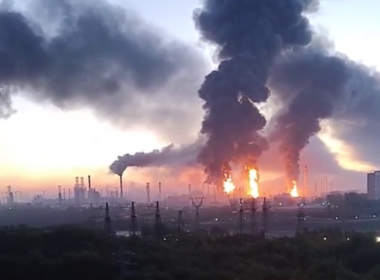 Smoke over Moscow after a mass Ukrainian drone attack on an oil refinery and logistics facility, 20 September 22026. Screenshot from video: Zelenskyy