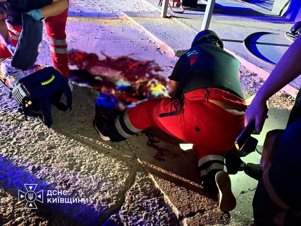 Ukrainian rescuers are helping the victims of a Russian 1 September attack. Source: The State Emergency Service