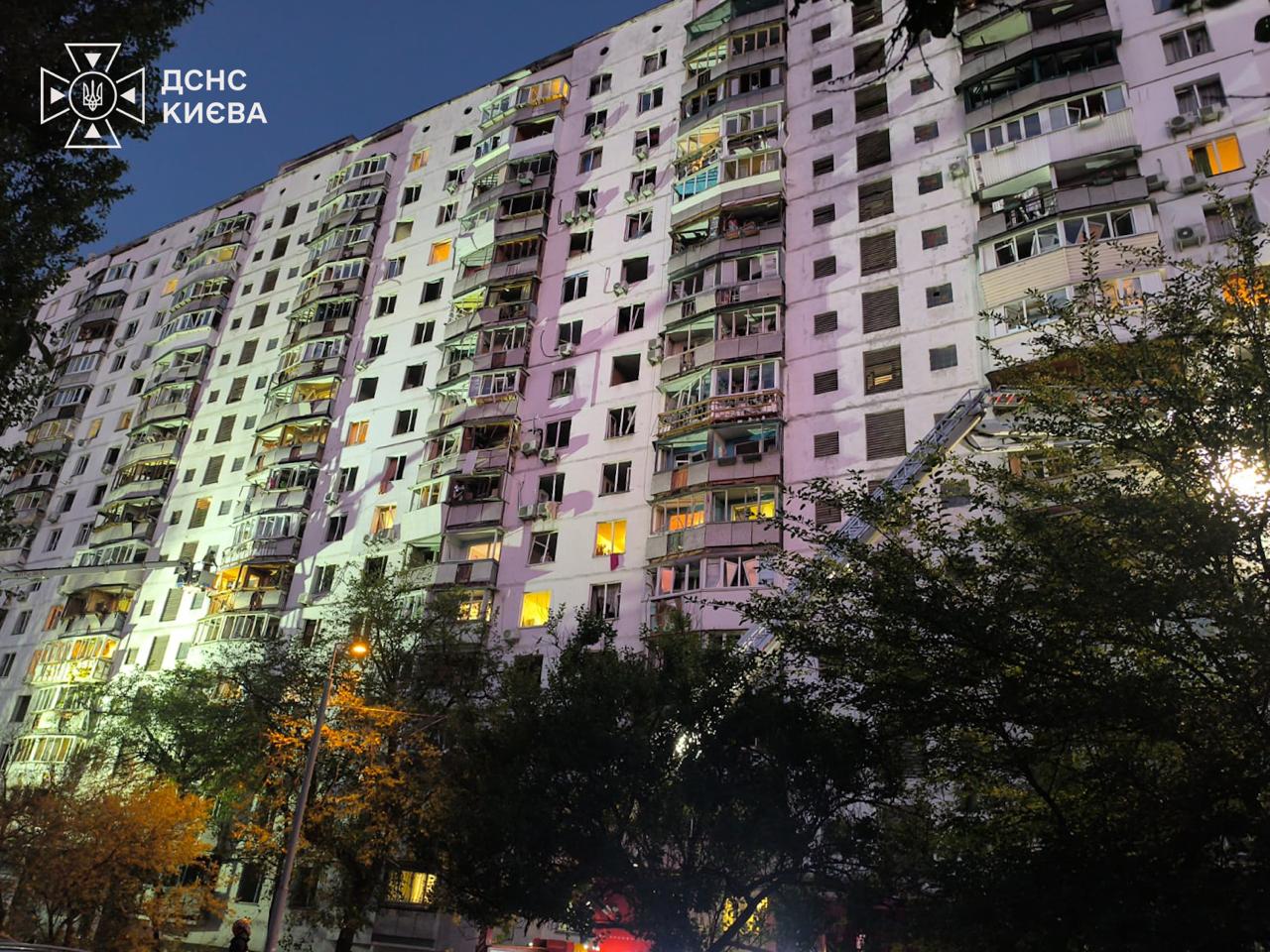 Apartment buildings in Kyiv damaged from an overnight Russian attack on 17 September 2026. Photo: Ukraine's State Emergency Service