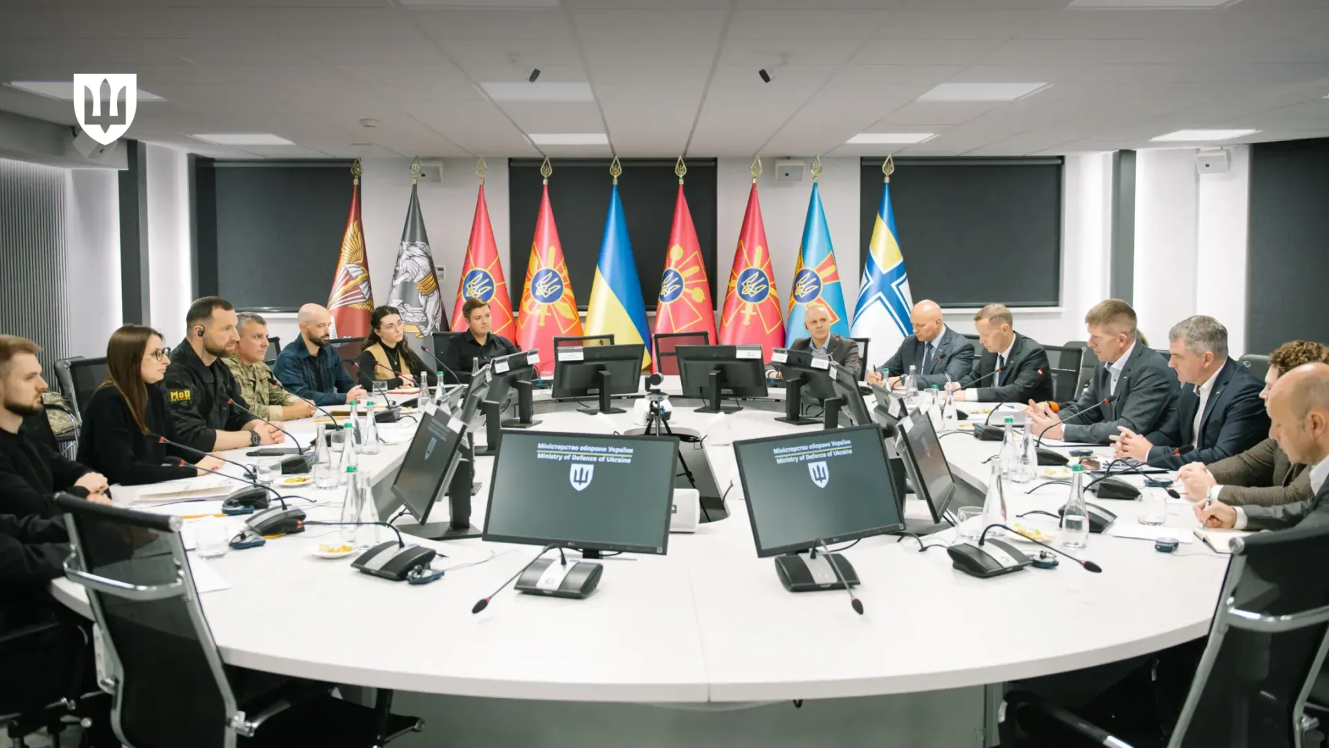 Ukraine shares its fortification know-how with Estonia’s new defense ...
